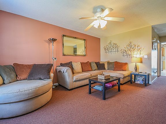 5th image of 248 Hunter Hills Cir APT 2