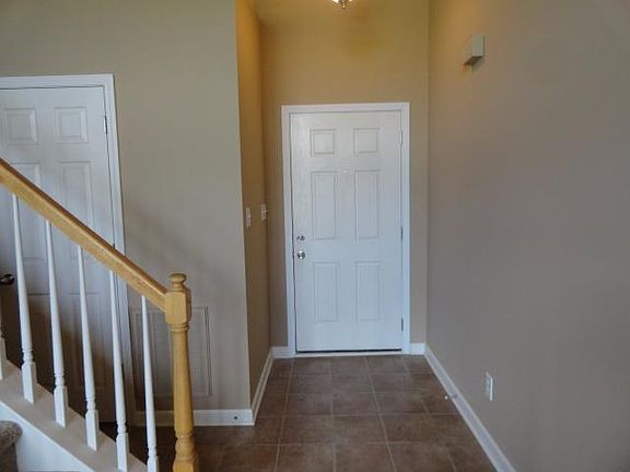 4th image of 2428 Rockaway Pl