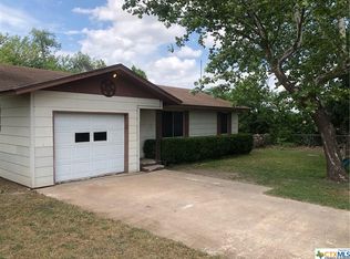 311 Avenue K, Jarrell, TX 76537