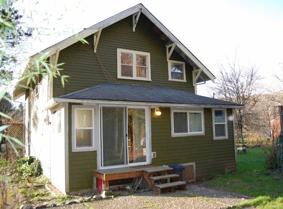3rd image of 2223 W Railroad Ave
