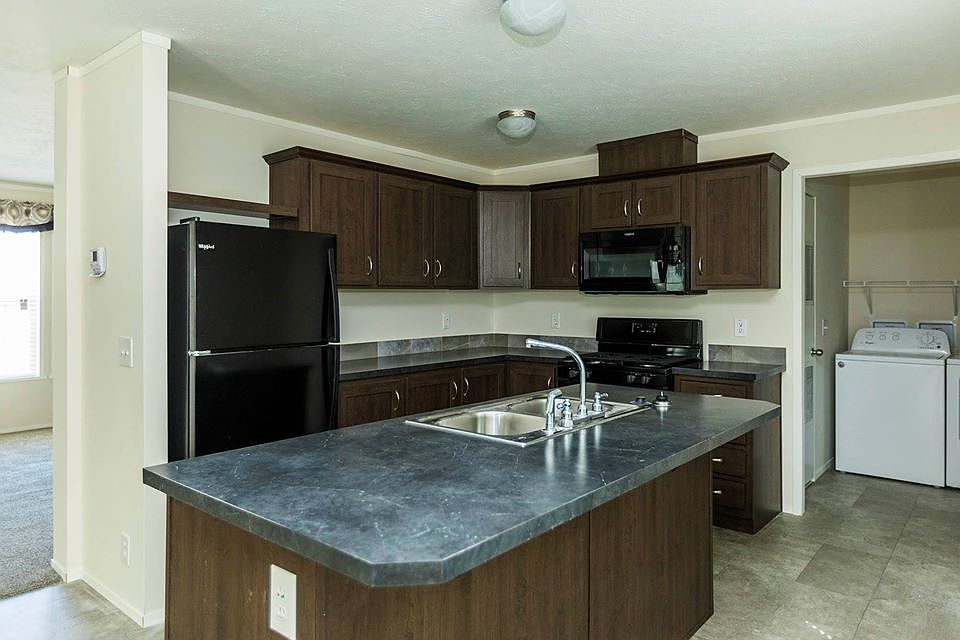 1st image of 86 Greenmeadow Dr