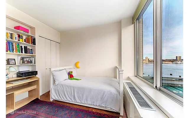 Sold by Douglas Elliman | media 19