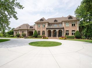 51933 Meadow Ridge Ct, Granger, IN 46530