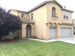 8048 Orchid Dr, Corona, CA 92880