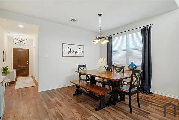 2429 Dolostone Dr — Photo 10