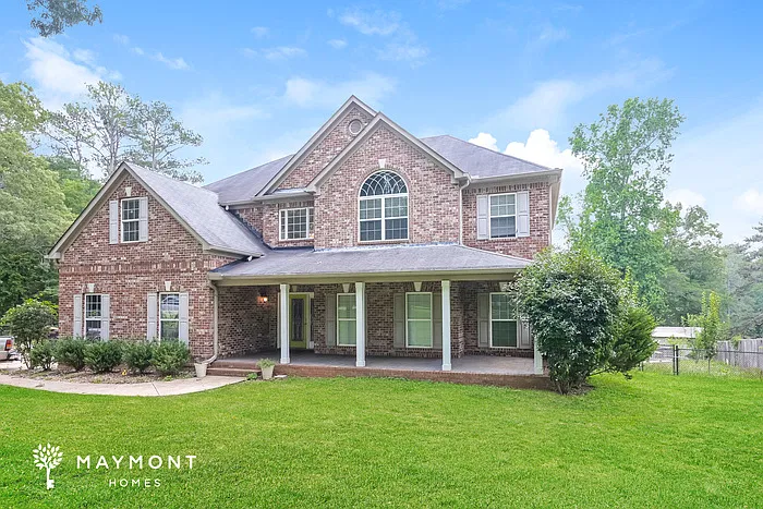 7 bed, 4.0 bath, 3385 sqft, $3,545 — Photo 2