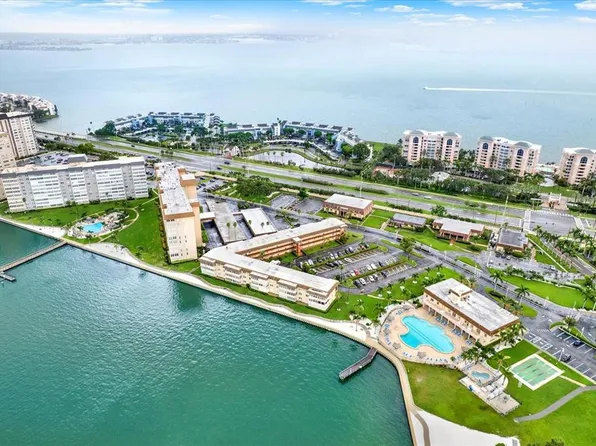 5020 Brittany Dr S APT 212, Saint Petersburg, FL 33715