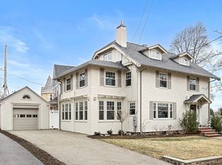 72 Stratford Rd, Melrose, MA 02176