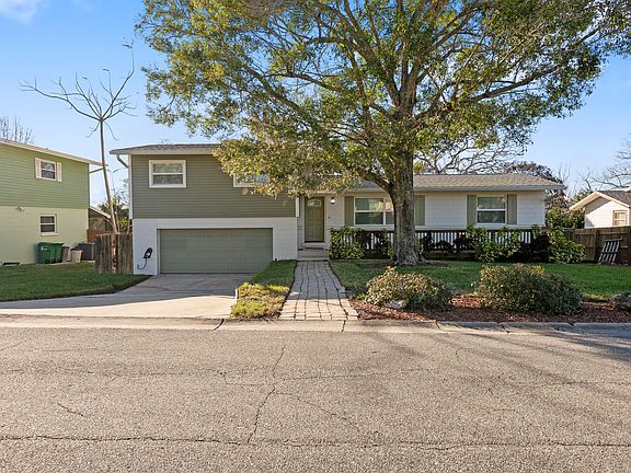 3rd image of 3057 Skyline Dr