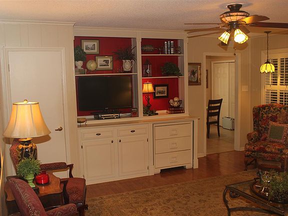 3rd image of 6067 Southampton Dr