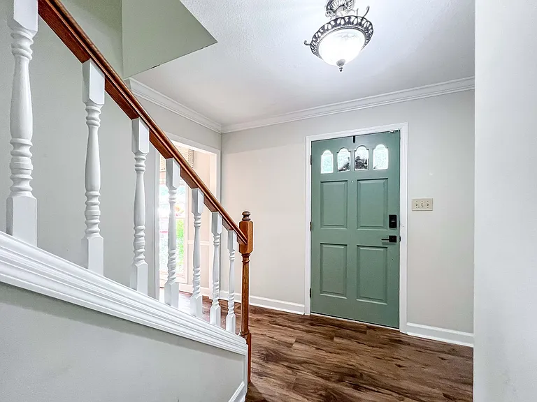 1321 Shadybrook Cove Ln — Photo 5
