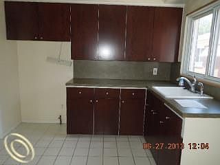 4th image of 6738 Kolb Ave