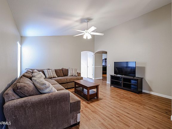 3rd image of 12072 W DAHLIA Drive
