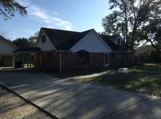 2143 Switzer Rd, Gulfport, MS 39507