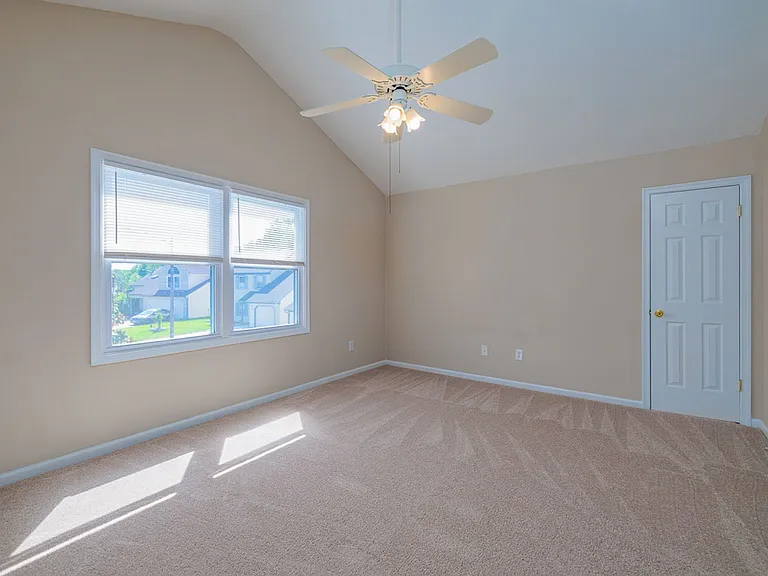 1789 Moonstone Dr — Photo 23
