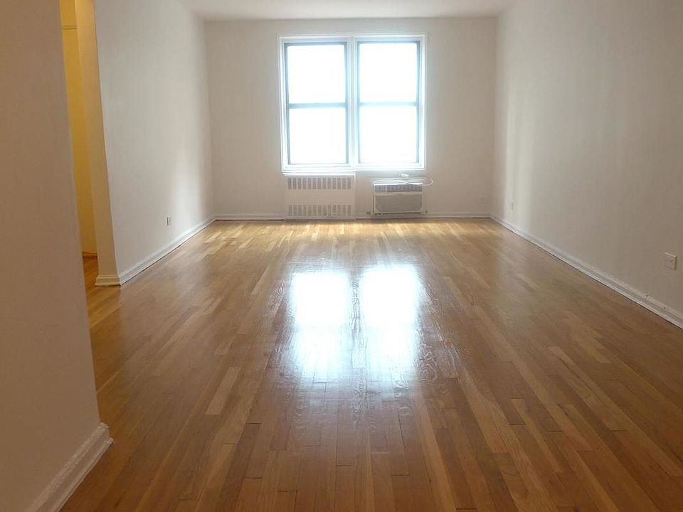 1st image of 1360 York Ave APT 4M