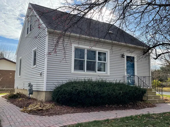 45 2nd Ave NW, Plainview, MN 55964