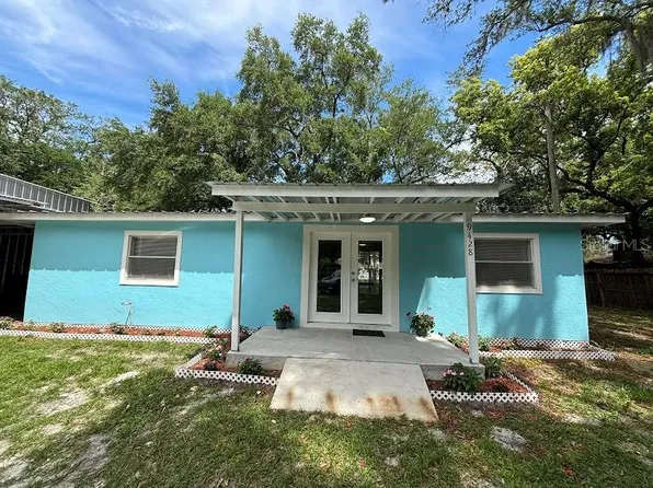 9428 Six Mile Creek Rd, Tampa, FL 33610