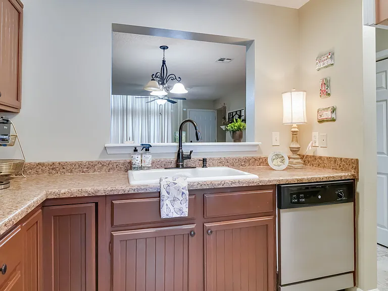 210 Long Plantation Blvd #D — Photo 11