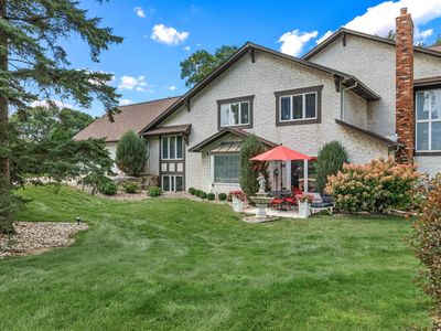 1869 Eagle Ridge Dr APT 12, Mendota Heights, MN, 55118