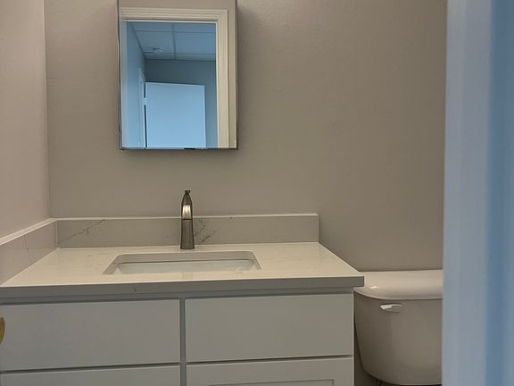 2nd image of 103 N Walnut St APT 1
