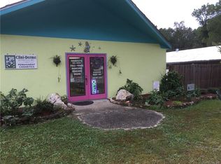 6015 Highway 40 W, Yankeetown, FL 34498