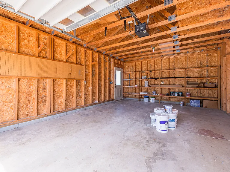 3844 Edgewater Blvd — Photo 38