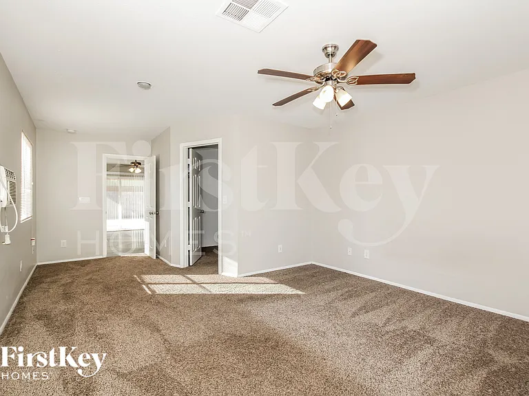 5031 W Windrose Dr — Photo 12
