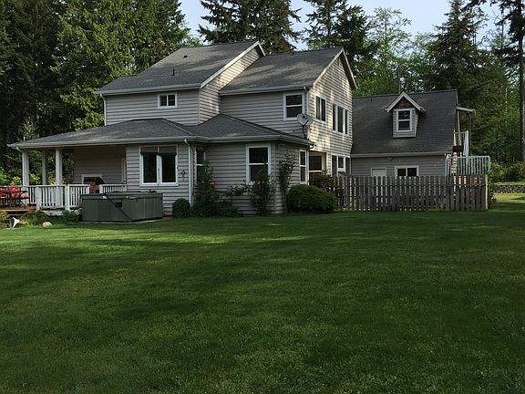 3rd image of 4960 Alpenglow Dr NW