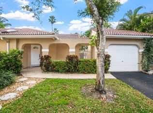 1427 Seagrape Cir, Weston, FL 33326