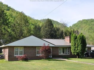 6026 Pond Fork Rd, Madison, WV 25130