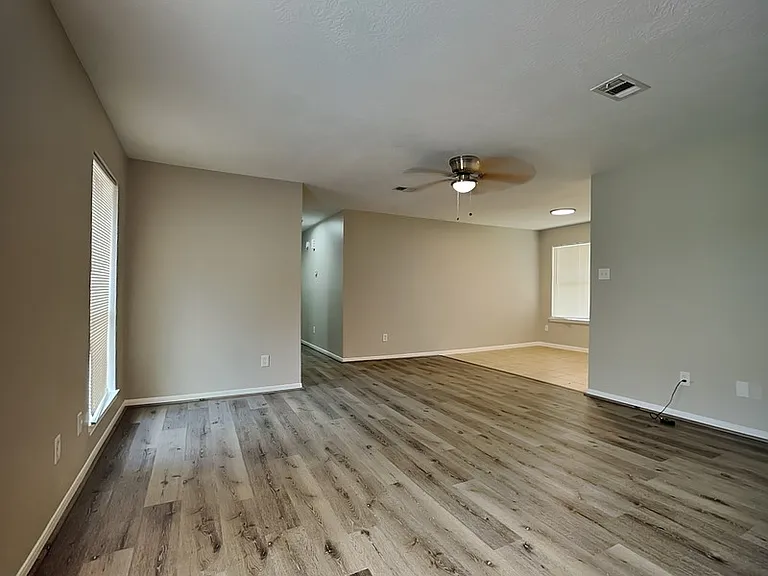 18109 Eganville Cir — Photo 3
