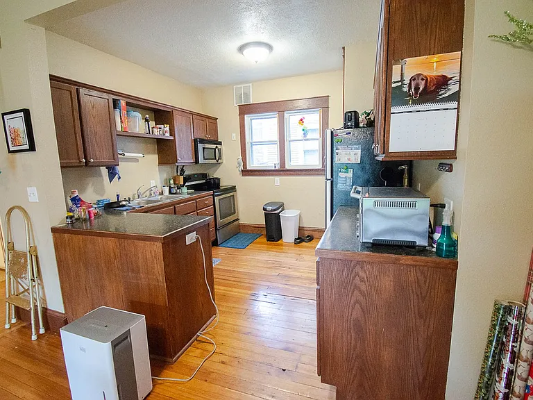 101 8th Ave SE #1 — Photo 7