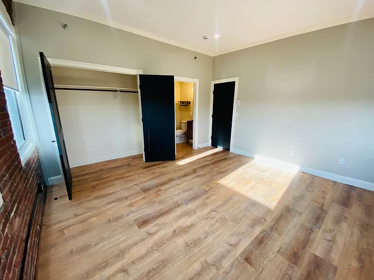 80 Foster St #501 — Photo 17