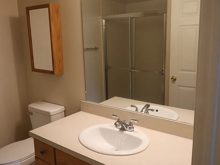 4580 Berkshire Dr — Photo 26