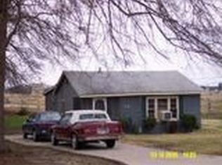 39 Clairmont Ave, Elberton, GA 30635