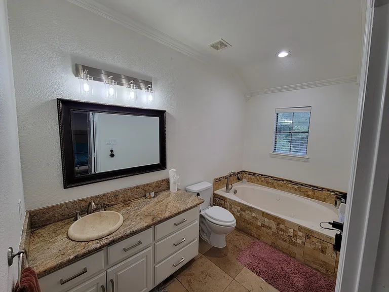 4263 Towne Lake Ct — Photo 19
