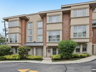 200 Laird Ave APT 201, Cliffside Park, NJ, 07010