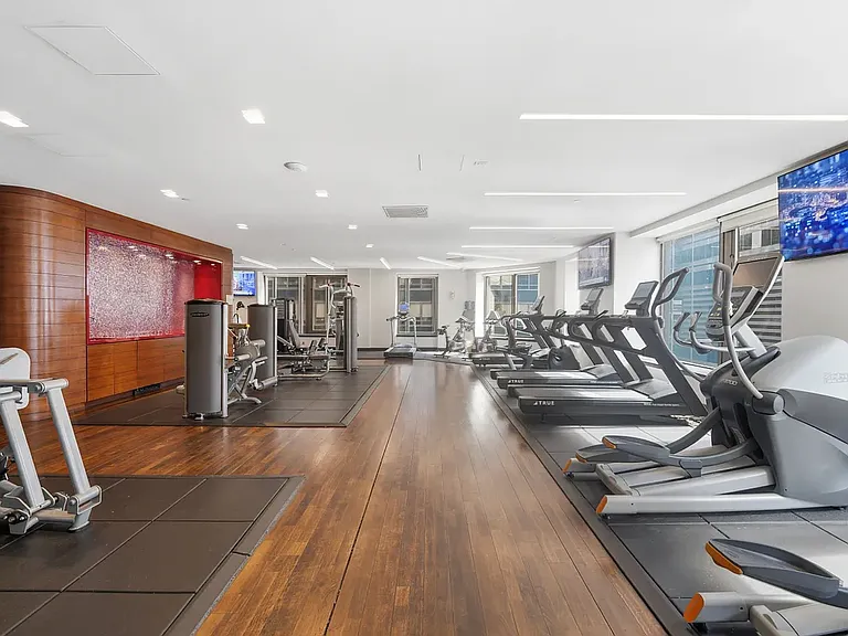 75 Wall St #37O — Photo 23