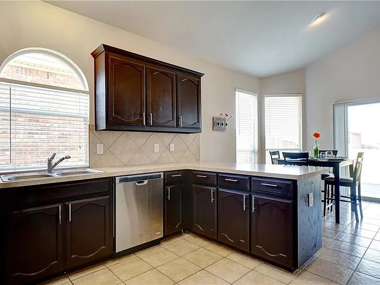 12833 Danville Dr — Photo 6