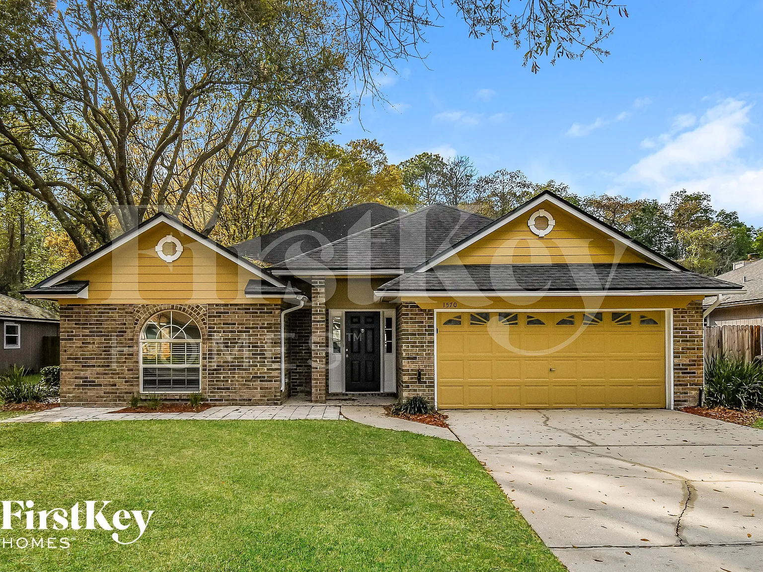 3 bed, 2.0 bath, 1656 sqft, $2,505 — Photo 1