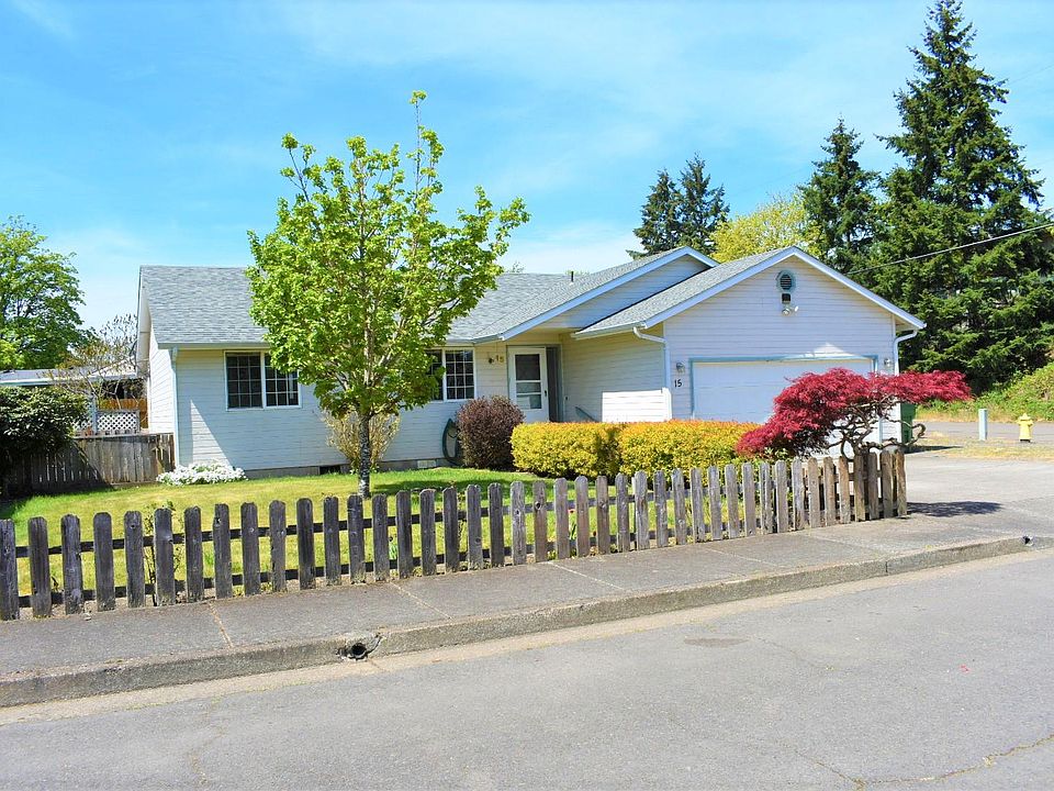 2nd image of 15 Davis Pl