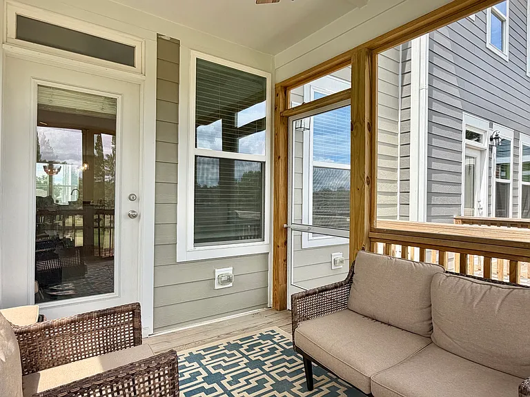 855 Parc Townes Dr — Photo 8