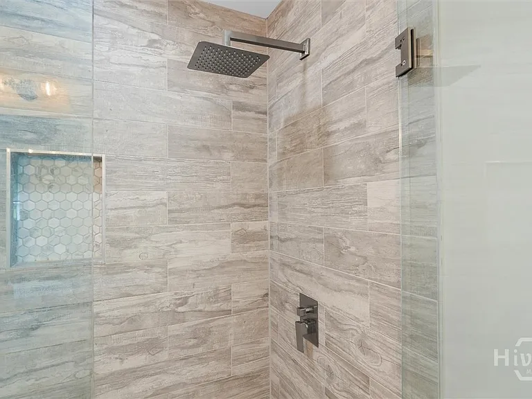 45 Grove Park Dr — Photo 35