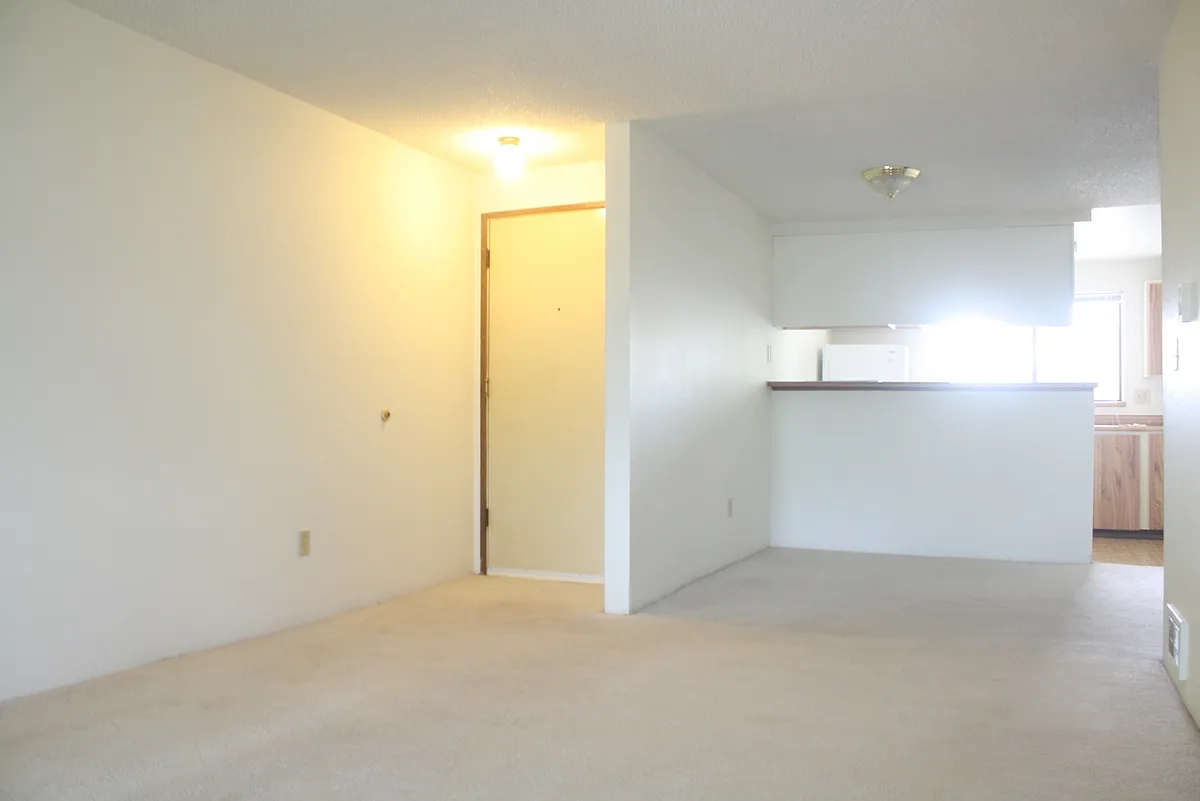 Building Photo - 12906 8th Ave W #E303