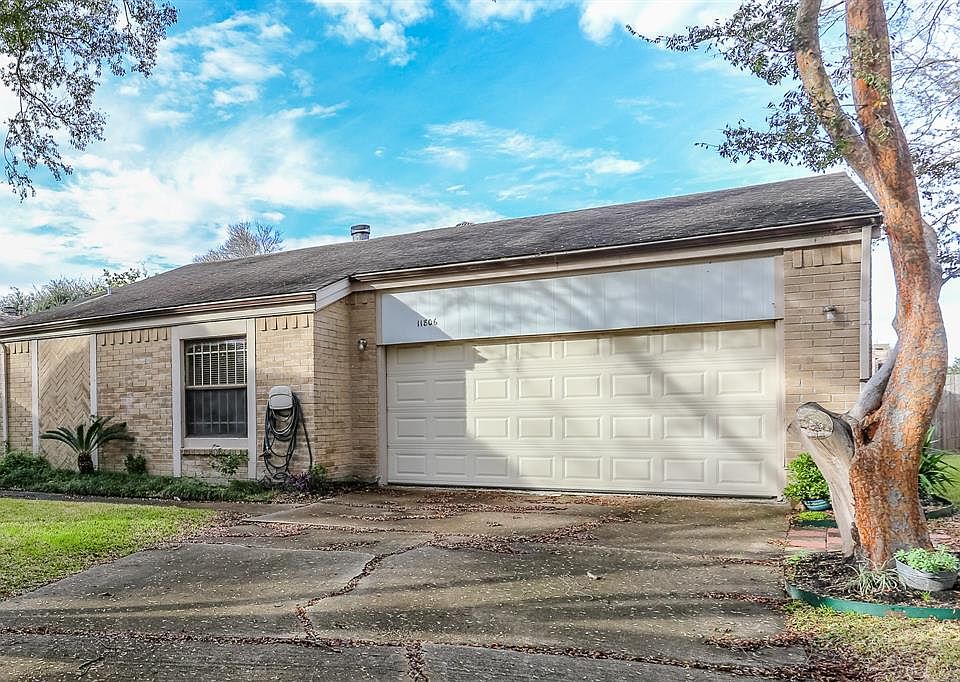 1st image of 11806 Dellfern Ct