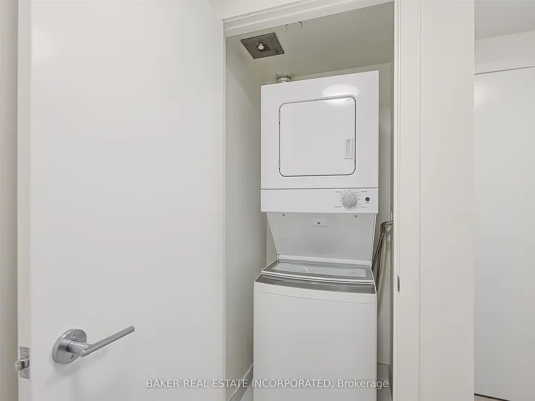 223 Redpath Ave #2402 — Photo 12