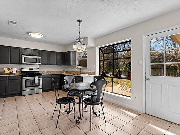 4th image of 24242 Azure Sky Dr