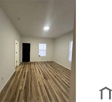 2 bed, $1,330 — Photo 2