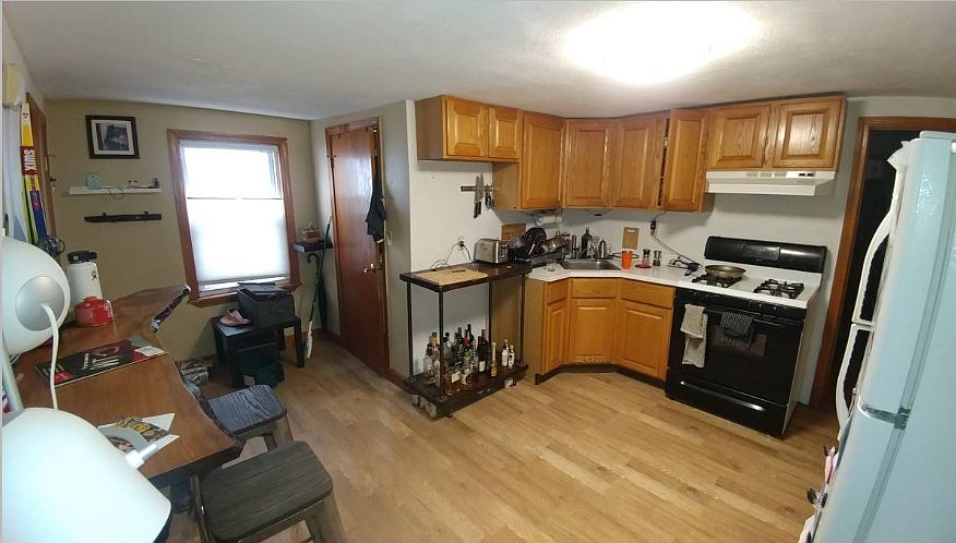 1st image of 46 Tremont St #1